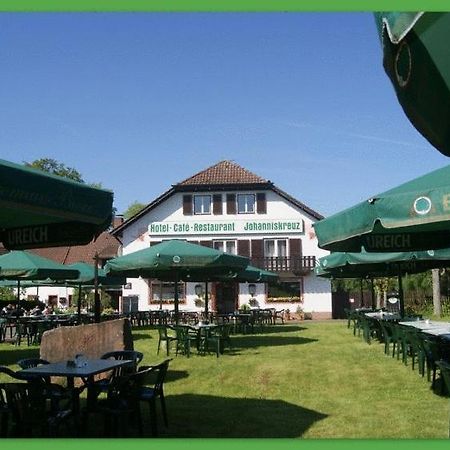 Hotel-Restaurant Johanniskreuz Trippstadt Buitenkant foto