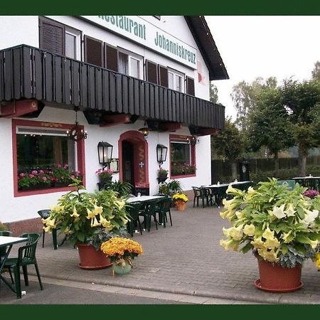 Hotel-Restaurant Johanniskreuz Trippstadt Buitenkant foto
