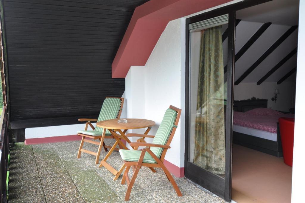 Hotel-Restaurant Johanniskreuz Trippstadt Kamer foto