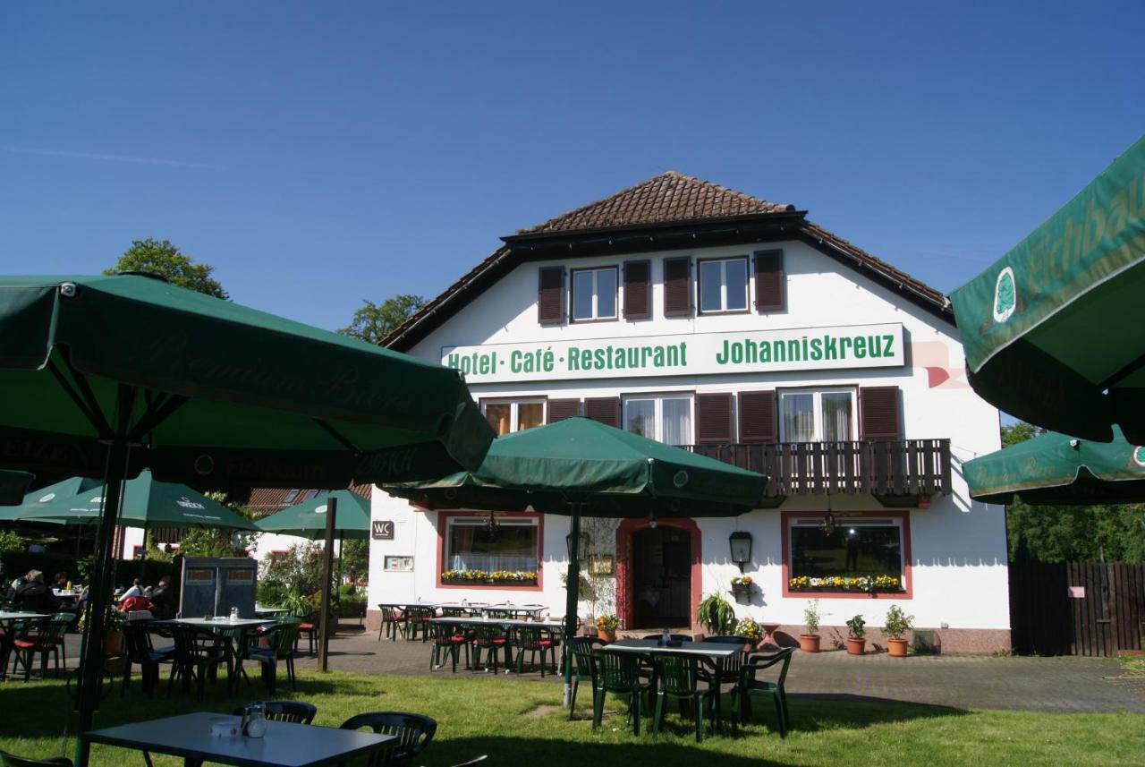 Hotel-Restaurant Johanniskreuz Trippstadt Buitenkant foto
